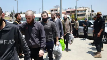 الداخلية السورية توضّح تفاصيل إطلاق سراح ضباط موقوفين منذ عهد النظام البائد
