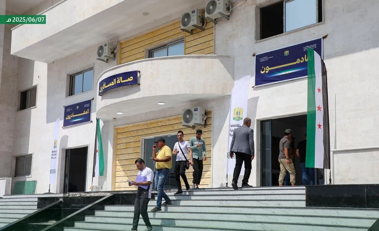 هيئة المنافذ تُعلن تعديل أوقات عبور السيارات العامة على المنافذ الحدودية مع لبنان