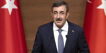 يلماز يعلن عودة أكثر من 273 ألف لاجئ سوري ويؤكد دعم أنقرة لوحدة سوريا واستقرارها