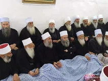 “خطر التفرد ومآلات الانقسام”.. صراع شيوخ العقل يهدد بتفجير الفصائل مجددًا في السويداء