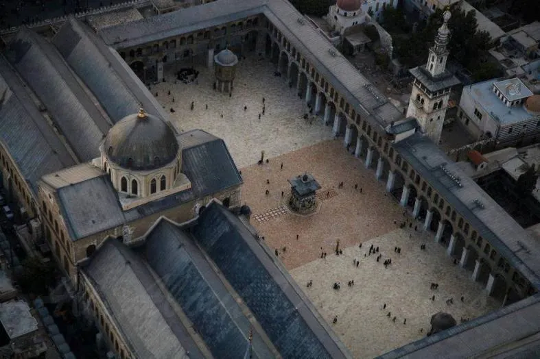 بيان رسمي من إدارة المسجد الأموي يوضح تفاصيل دخول سيارة إلى باحته