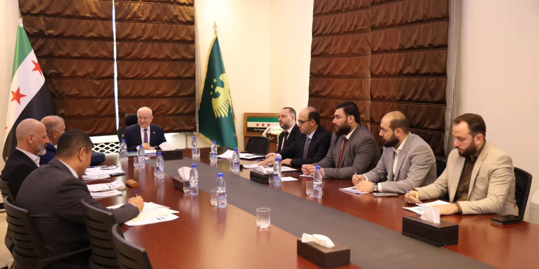 اللجنة السورية اللبنانية تبحث تسهيل النقل البري وتوحيد المعايير لتعزيز التبادل التجاري