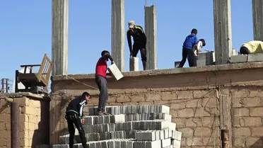 عمال المياومة: معاناة مضاعفة في ظل الحرب بسوريا