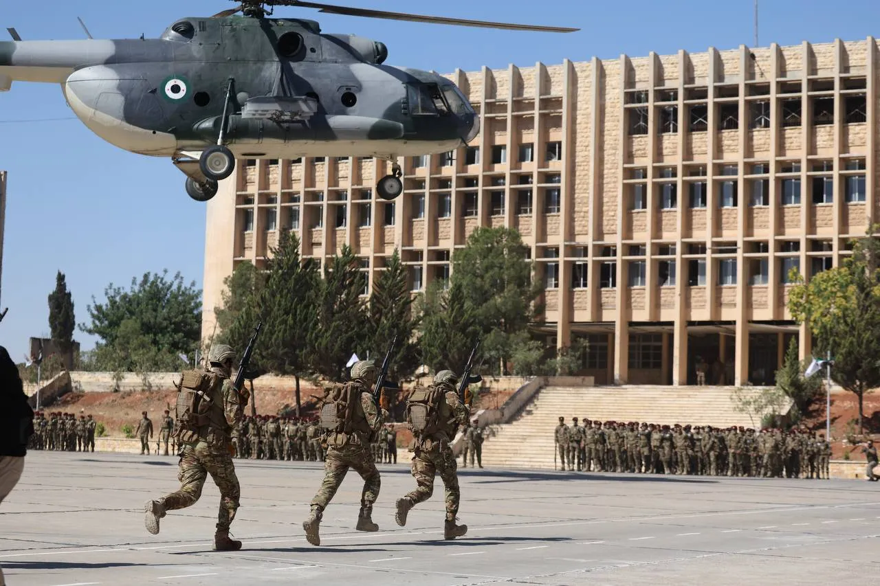 وزارة الدفاع السورية تصدر حزمة قرارات لتنظيم الانضباط العسكري