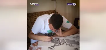 عبد الرحمن يتحدى التوحد ويرسم هندسة من ذاكرته