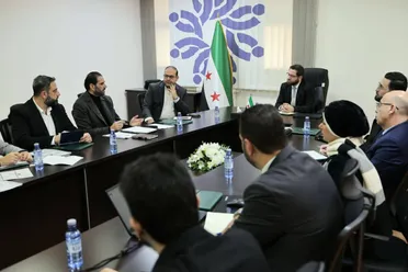 لجنة البنى التنظيمية تبحث تحديث هياكل الإمداد والمالية والاتصال الحكومي