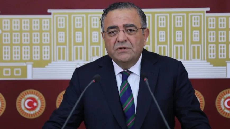 الشعب الجمهوري: المسار الديمقراطي في تركيا لا ينبغي أن يُضحّى به بسبب التطورات في سوريا