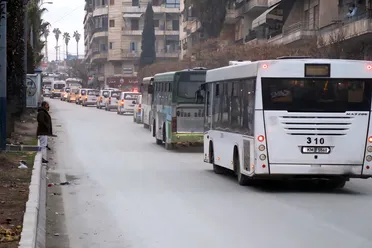 انطلاق القافلة الأولى للأهالي.. عودة الحياة إلى الشيخ مقصود والأشرفية