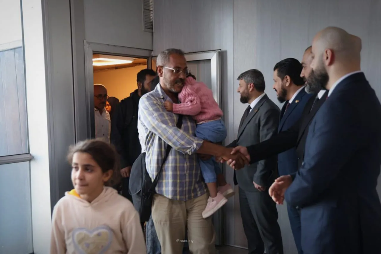 وزارة الخارجية: انتهاء عمليات إجلاء السوريين من السودان وعودة 202 مواطن