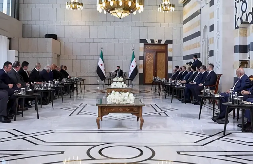 الرئيس "الشرع" يؤكد تعلقه بمصر ويشدد على تعزيز التعاون مع القاهرة