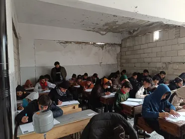 مدارس بلا ترميم في ريف إدلب الجنوبي... والأمطار تزيد المعاناة