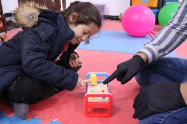 مشروع روابط لدعم مرضى طيف التوحد ومتلازمة داون في شمال غربي سوريا