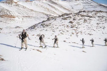 جنود من الجيش الإسرائيلي في جبل الشيخ السوري