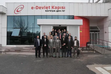 وفد سوري يطّلع على التجربة التركية في التحول الرقمي وإدارة المدن الذكية