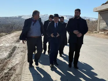 وزير النقل ومحافظ إدلب يبحثان تحسين البنية التحتية وتطوير قطاع النقل