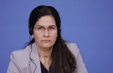 "إلهام أحمد: تكشف عن اتصالات مع إسرائيل وتؤكد الانفتاح على أي دعم خارجي ضد دمشق