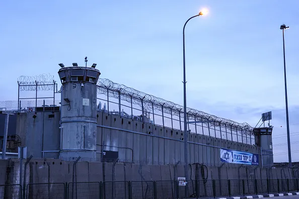 سجن عوفر الاسرائيلي