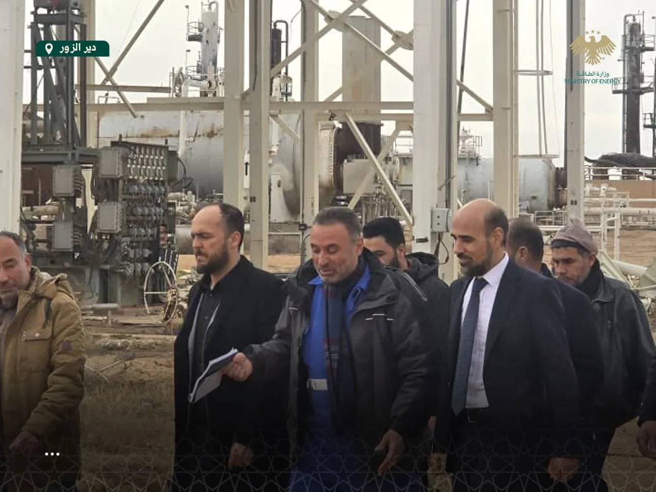 وزارة الطاقة تتفقد حقول نفطية في دير الزور لتقييم الأضرار ووضع خطة تأهيل