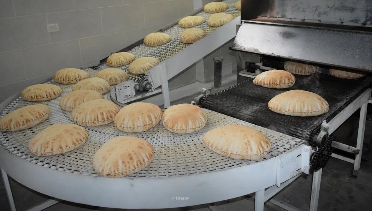 لضمان استمرار إنتاج الخبز.. تأمين كميات من الطحين والوقود للأفران في الحسكة 