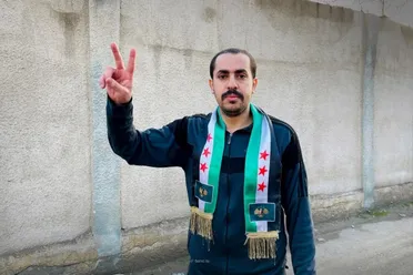 إطلاق سراح الصحفي فراس البرجس من سجن الأقطان في الرقة