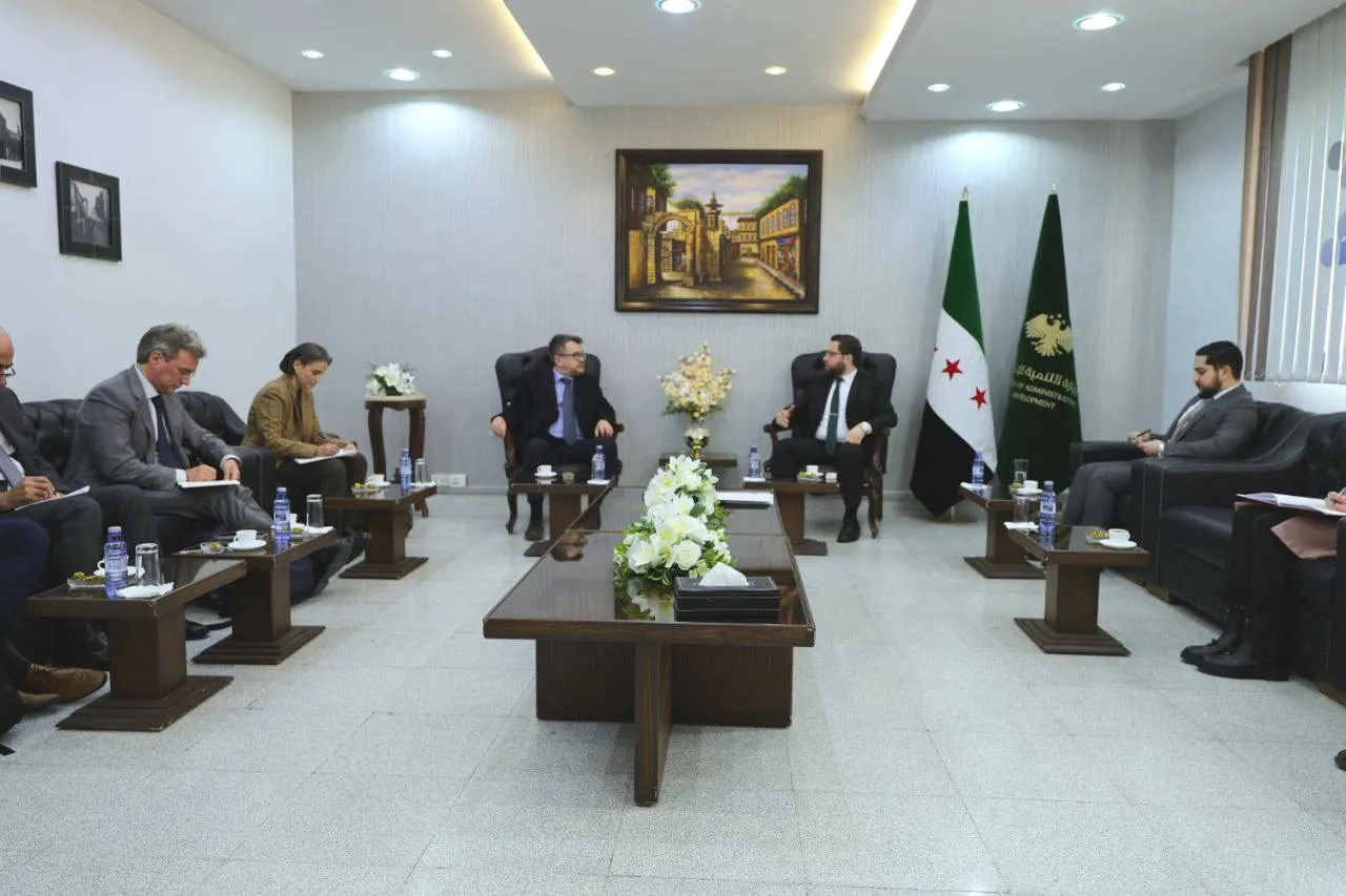 دمشق تبحث تعاوناً إيطالياً لتعزيز الإصلاح الإداري والحوكمة
