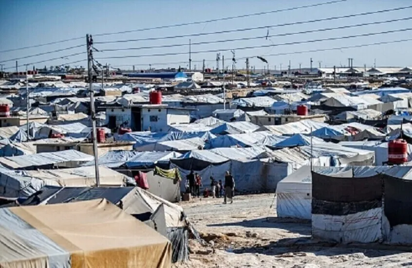 بينهم قيادات بارزة.. العراق يُعلن نقل 450 عنصراً من عناصر تنظيم داعش من سوريا 