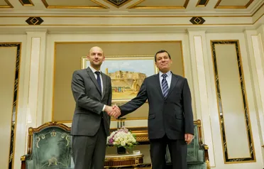 مظلوم عبدي أنه ناقش مع وزير الخارجية الفرنسي جان نويل بارو