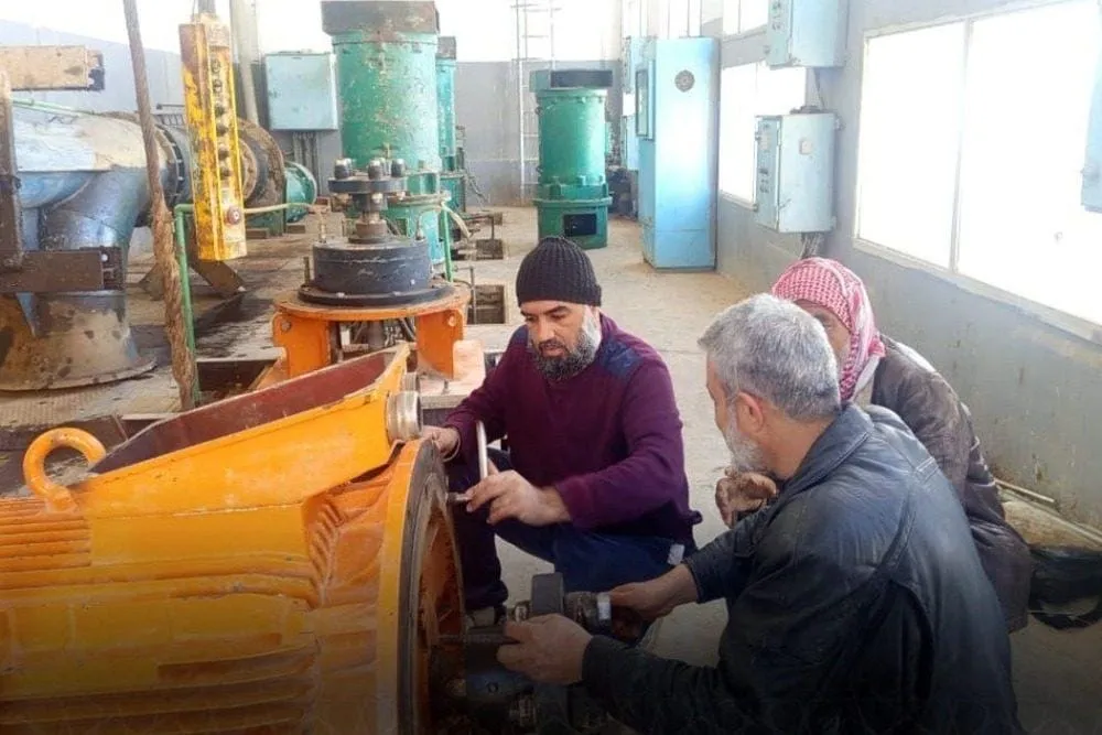 إعادة تأهيل محطات ضخ وتعزيل قنوات ري في الرقة لتحسين إيصال المياه الزراعية