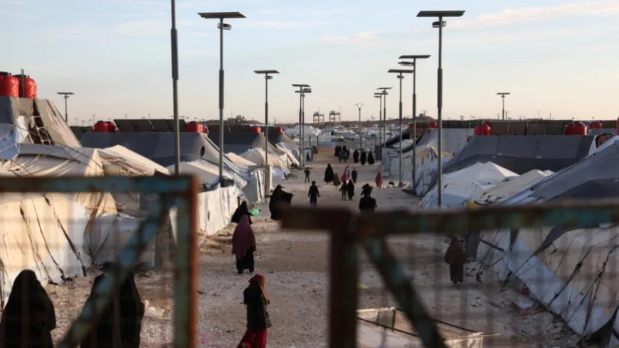 تحقيق: تصاعد نشاط مؤيدي "داعش" على فيسبوك بعد سيطرة الحكومة السورية على مخيم الهول