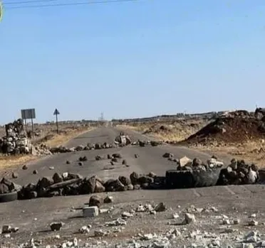 تذمّر في السويداء بسبب إغلاق معبر أم الزيتون