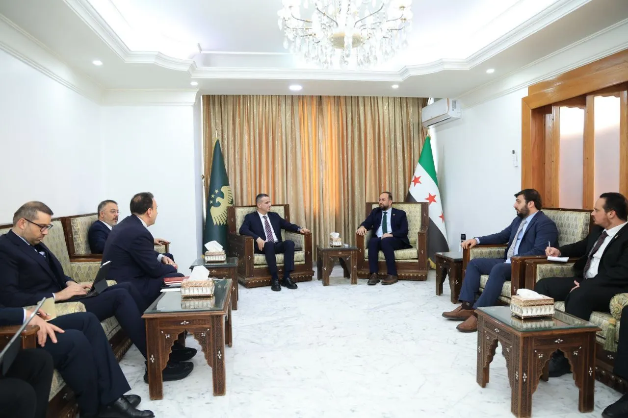 سوريا وتركيا تتجهان لإنشاء آلية تنسيق إعلامي دائم 