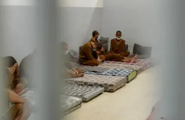 العدل العراقية تنفي صحة قائمة متداولة عن جنسيات سجناء “داعش” المنقولين