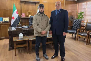 نقيب المحامين يستقبل ضياء الدين جناح بعد الإفراج عنه من سجن رومية بلبنان 