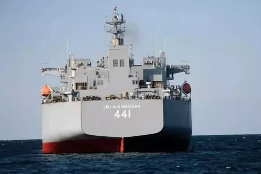 بعد ضغط وتهديد أمريكي.. سفن إيرانية محملة بالأسلحة تغير المسار وتتجه إلى سوريا