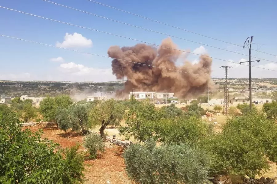 غارات جوية مكثفة .. طيران الأسد وروسيا يشددان قصف ريفي إدلب وحماة