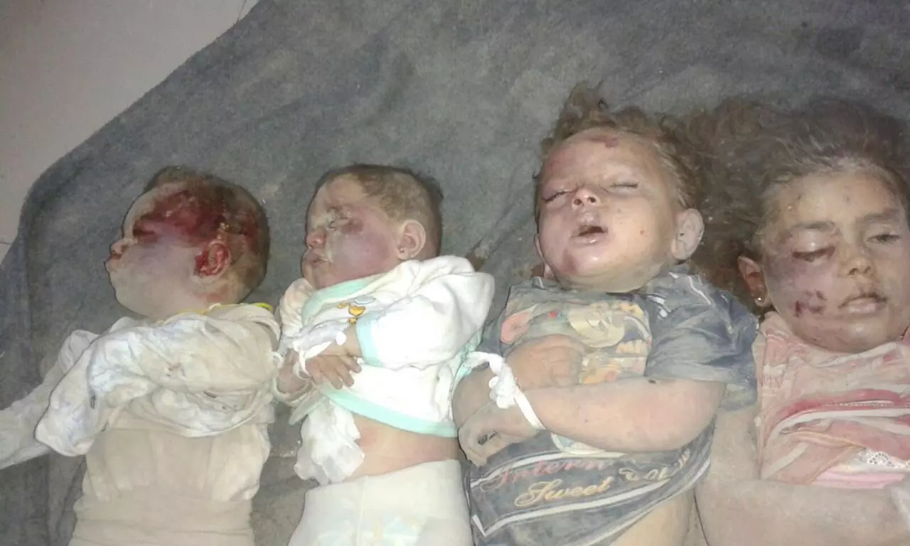 مجزرة مروعة في معرة النعمان 6 أطفال بعمر الزهور وأم حصيلة قصف الطيران الحربي