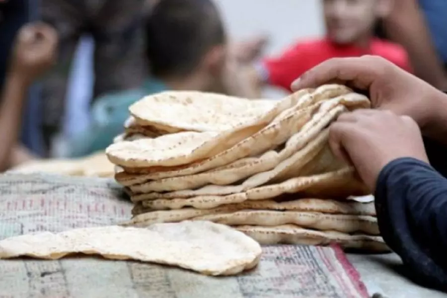 بـ "سعر التكلفة لمن يريد أو من يستبعد من الدعم" .. آلية جديدة لتوزيع الخبز في دمشق