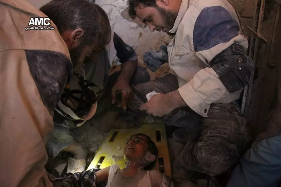 شهداء وجرحى بينهم نساء وأطفال ... العدو "الروسي - الأسدي" يواصل قصف حلب وريفها
