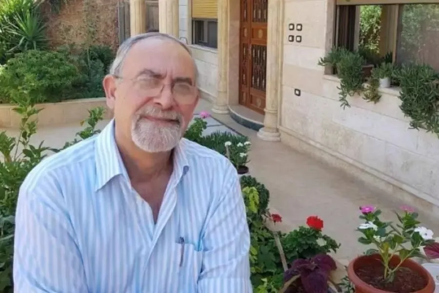 "يحدث بسوريا ما لا يُصدق" .. وزير سابق يشرح كيف تسرق الحكومة مواطنيها الفقراء ..؟